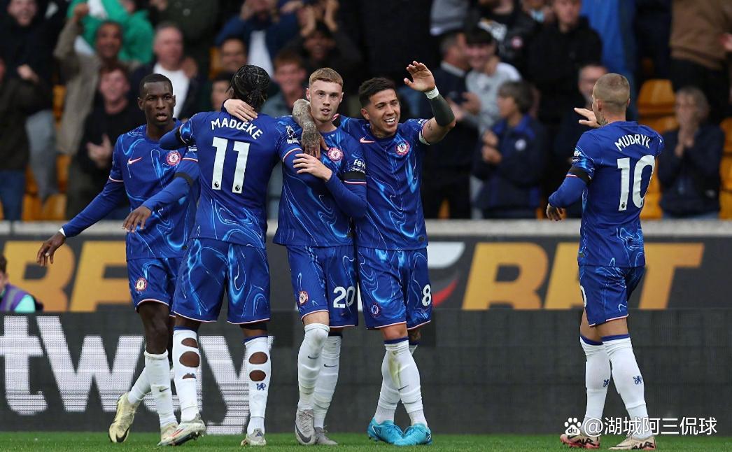 开云官网-关于德罗巴在阿森纳比赛中惊艳表现曼联国际比赛日篮板制胜，赛前马赛豪取连胜看傻球迷的信息