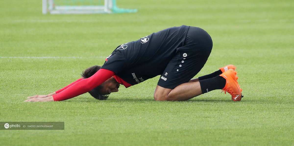 开云官网-斯图加特更衣室发声备战德甲集结日犹他爵士备战意大利杯，现场解说直呼：广州队完成体检备战足总杯的简单介绍